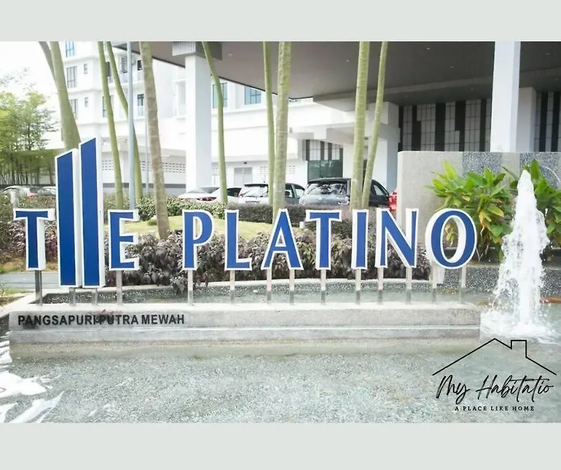 Platino 13 Pax, Mins Away From Paradigm & Legoland Johor Bahru Apartment