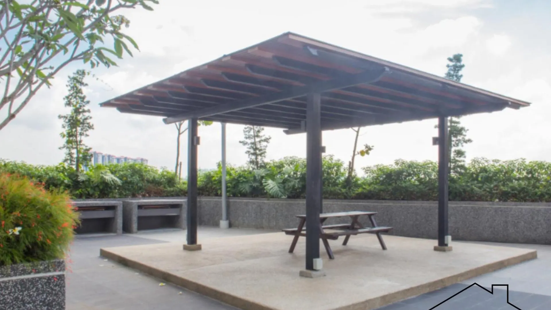 Platino 13 Pax, Mins Away From Paradigm & Legoland Johor Bahru