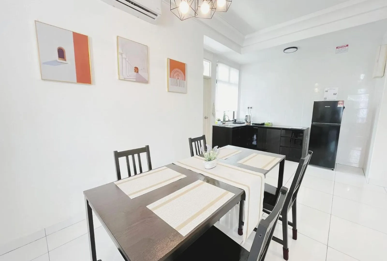 Apartment Platino 13 Pax, Mins Away From Paradigm & Legoland Johor Bahru Malaysia